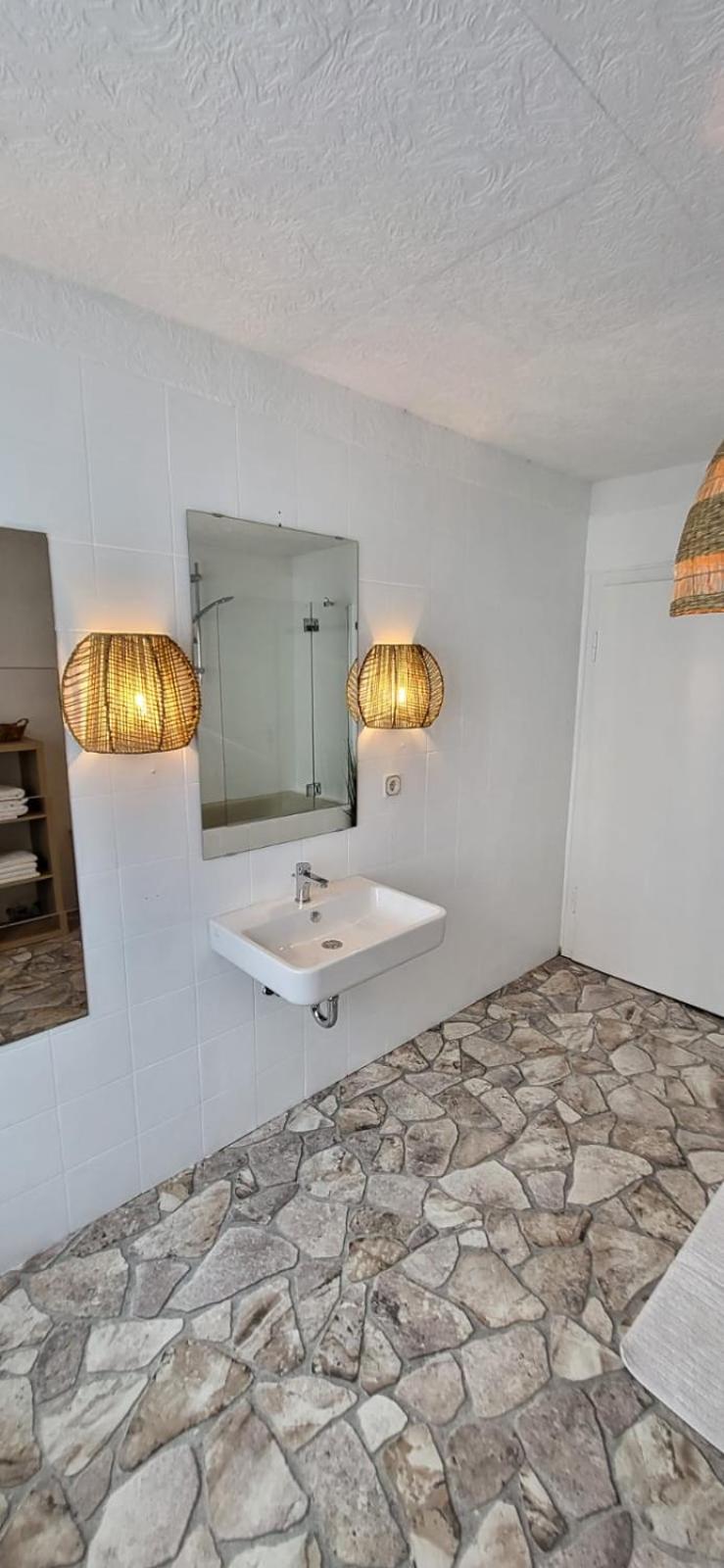 D&B Staycation Ferienpark Niedenstein Экстерьер фото