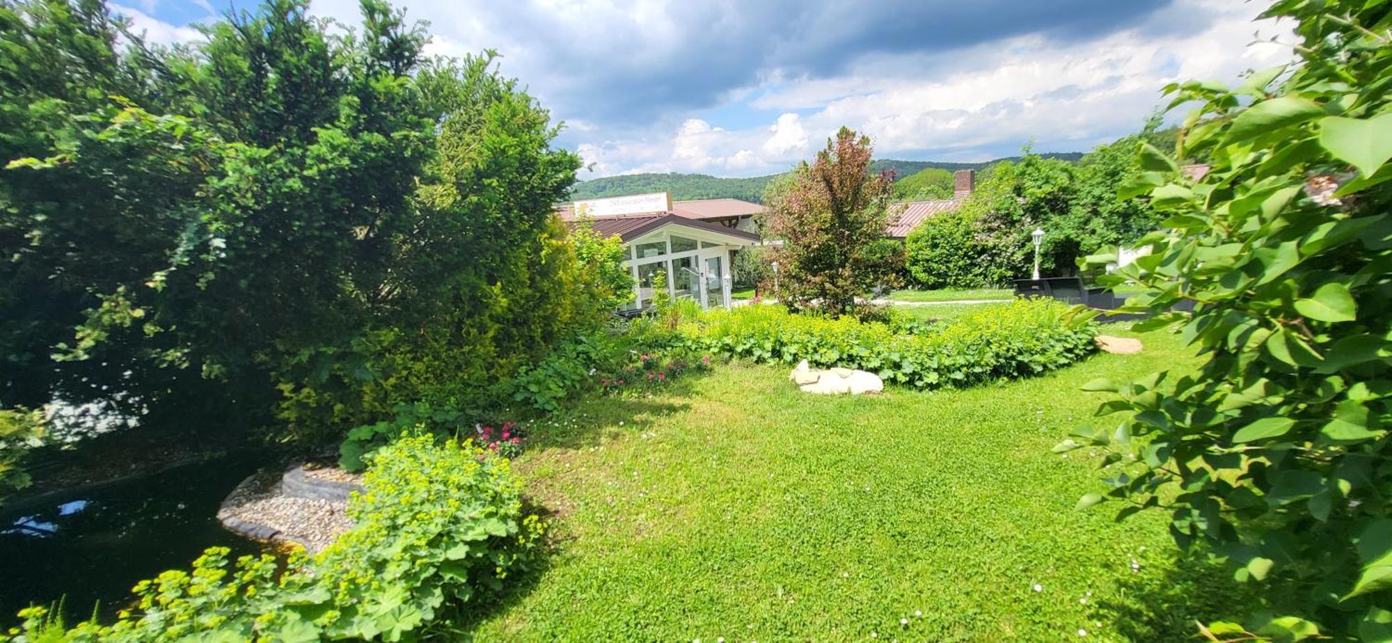 D&B Staycation Ferienpark Niedenstein Экстерьер фото